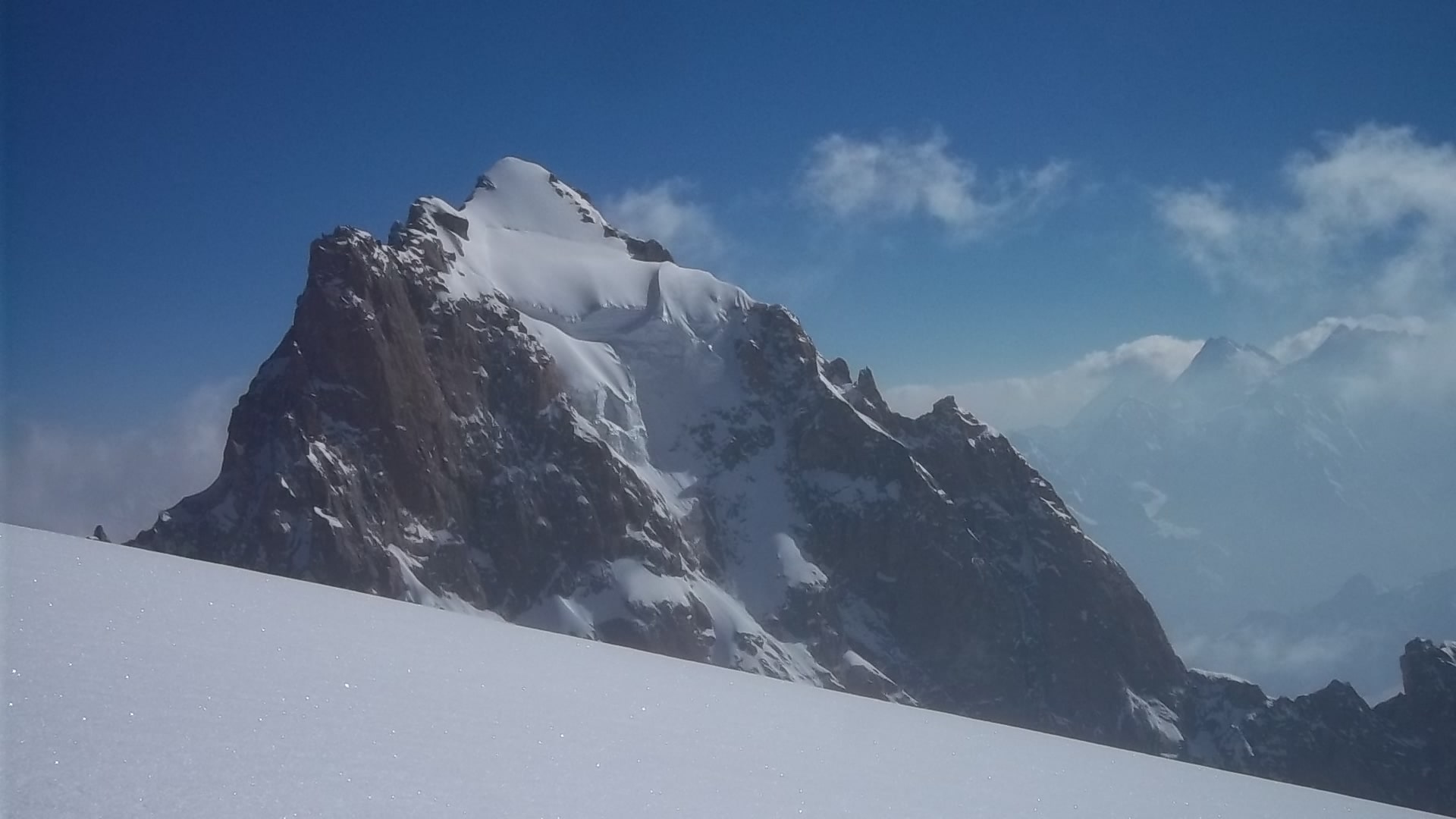 Indraasan Peak (6221M)